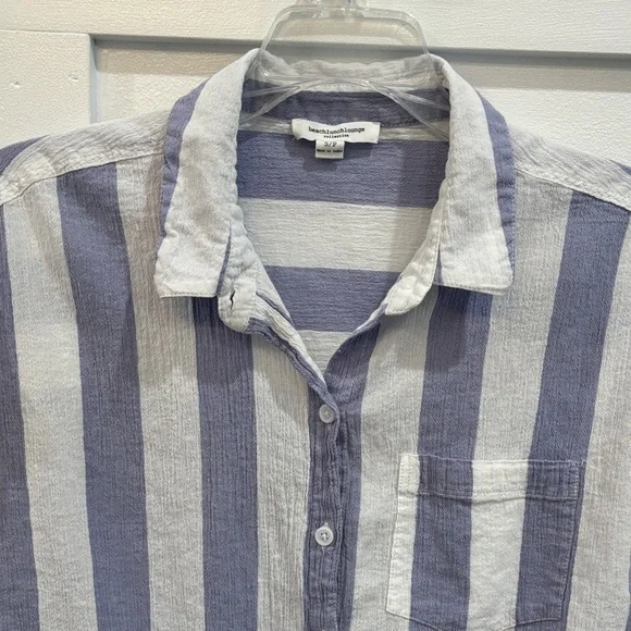beachlunchlounge Blue and White Vertical-Stripe Tie-Front Button-Down Shirt - Picture 2 of 4